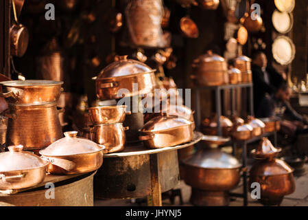 Place Seffarine, Medina, Fes el Bali, Fes, Maroc, Afrique du Nord, Afrique Banque D'Images