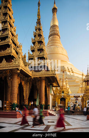 La Pagode Shwedagon à Yangon (Rangoon), le Myanmar (Birmanie), l'Asie Banque D'Images