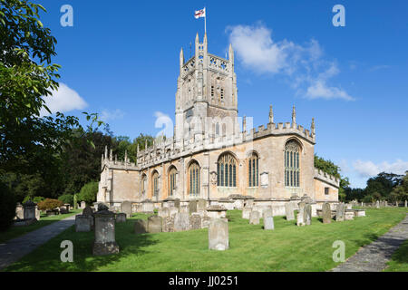 L'église St Mary, Fairford, Cotswolds, Gloucestershire, Angleterre, Royaume-Uni, Europe Banque D'Images