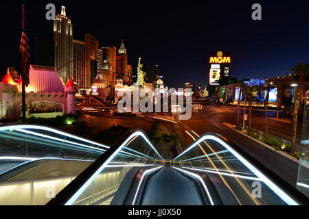 À la recherche sur le Strip de Las Vegas en début de matinée. Banque D'Images