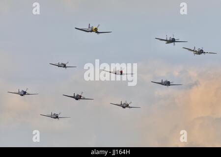 Le Flying Legends 2017 Balbo Finale dotée d''incroyable collection d'aéronefs historique Banque D'Images