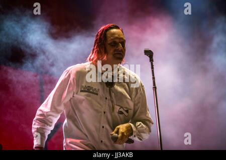 Milan, Italie. 17 juillet, 2017. Milan, Italie 17 juillet Arcade Fire live au Festival d'été de Milan à l'Ippodromo San Siro Milan Crédit : Roberto Finizio/Alamy Live News Banque D'Images