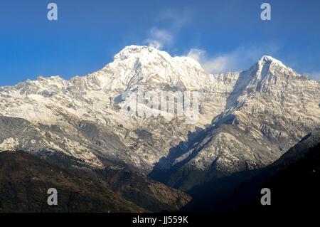 Dans le Massif de l'Annapurna au Népal du Centre-Nord. Destination trekking populaires Banque D'Images