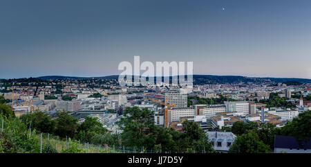 DEU, Deutschland, Stuttgart, Juli 4, 2017 : le centre-ville de Stuttgart, vue panoramique. Banque D'Images