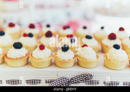 Cupcake aux fruits Cookies au chocolat de Mariage Banque D'Images