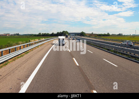 L'autoroute A7, Milan - Savone. Italie Banque D'Images