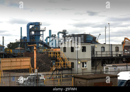 Site de recyclage de ferraille à Sims Metal Management de Smethwick, West Midlands. Banque D'Images