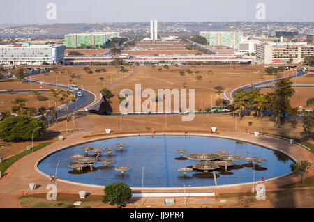 Vue depuis la tour de télévision de Brasilia, capitale du Brésil Banque D'Images