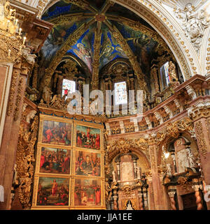 VALENCIA, Espagne - 24 juillet 2017 : Basilique de l'Assomption de Notre-Dame de Valence est une cathédrale catholique romaine. Banque D'Images