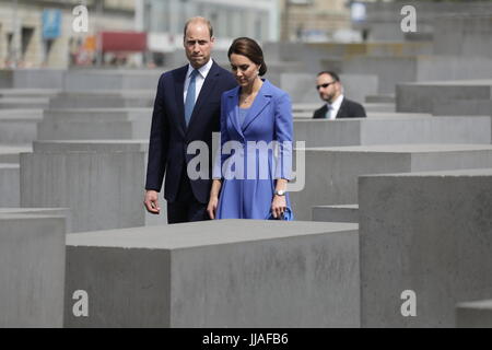 Berlin, Deutschland. 19 juillet, 2017. Der britische Prinz William und seine Frau, Herzogin Kate, besuchen am 19.07.2017 das Holocaust Mahnmal à Berlin. Foto : Kay Nietfeld/dpa/Alamy Live News Banque D'Images