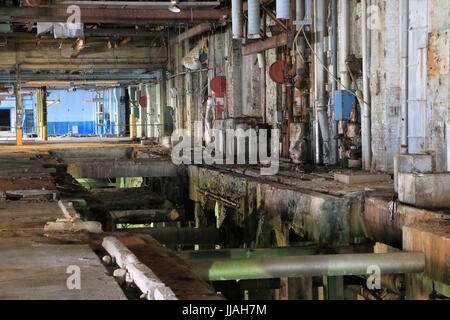 Machines à papier une fois que rugissaient dans ce vaste hall de l'ancienne usine de papier Eddy B E complexe dans Ottawa, Canada. Les usines ont été fermées en 2006-2007. Banque D'Images