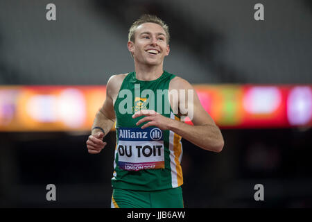 L'Afrique du Sud Charl Du Toit gagne le 200m masculin finale T37 au cours de la cinquième journée de l'athlétisme mondial 2017 Para au London Stadium. Banque D'Images