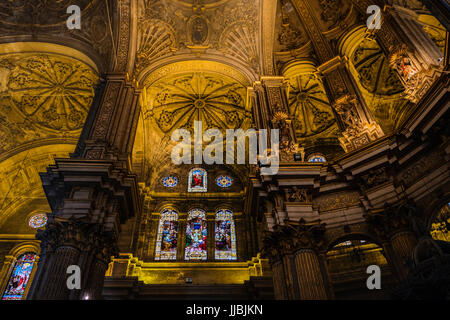 Vue de l'intérieur de la cathédrale de l'Incarnation à Malaga Banque D'Images