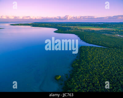 Vue aérienne de côtes magnifiques, près de Hastings au crépuscule. Melbourne, Australie Banque D'Images