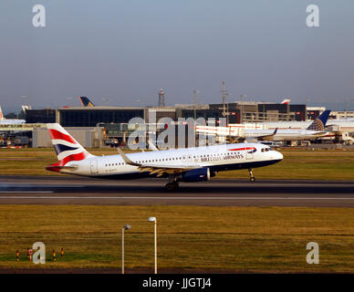 G-EUYT - Airbus A320-232 - British Airways l'Airbus A320 se compose de courte à moyenne portée, à fuselage étroit, bimoteur de transport commercial de passagers Banque D'Images