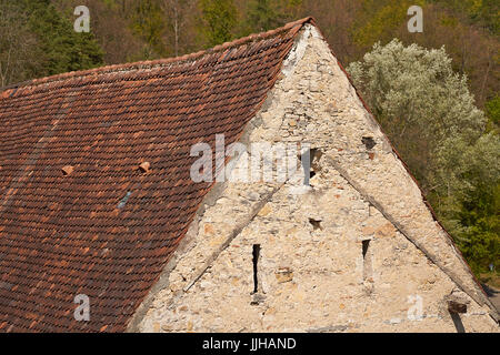 L'ancienne façade de maison médiévale, château de Birseck à Arlesheim près de Bâle - village, canton de Bâle-Campagne, Suisse Banque D'Images