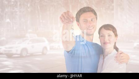 Couple Holding Keys Banque D'Images
