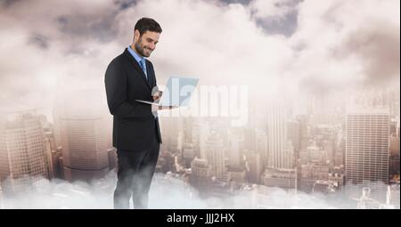 Businessman with cityscape Banque D'Images