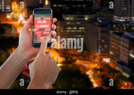 Image 3D composite de la main à l'aide de téléphone mobile Banque D'Images