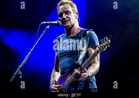 Locarno, Suisse 19 juillet Sting exécute live au Moon&Stars Festival 2017 Credit : Roberto Finizio/Alamy Live News Banque D'Images