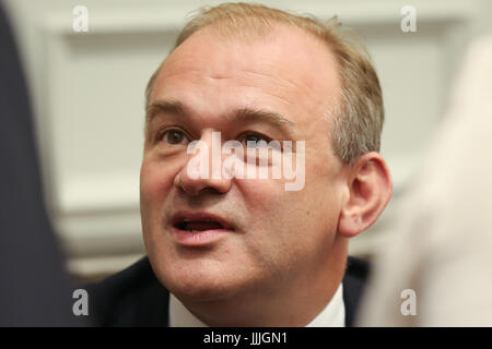 Londres, Royaume-Uni. Jul 20, 2017. Ed Davey ancien secrétaire d'État à l'énergie et le changement climatique. Twickenham Député et ancien secrétaire d'affaires Sir Vince Cable seul candidat sur le bulletin de vote est élu comme leader des Démocrates Libéraux la suite de la démission de Tim Farron après l'élection générale du 8 juin 2017. Credit : Dinendra Haria/Alamy Live News Banque D'Images