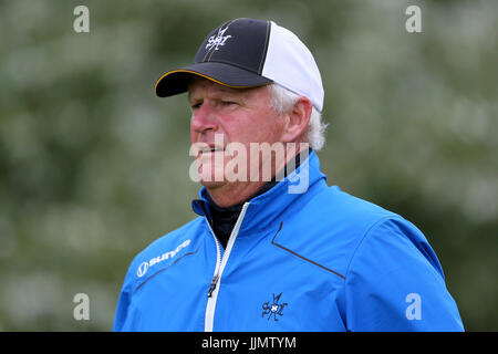 Scotland's Sandy Lyle au cours de la première journée de l'Open Championship 2017 à Royal Birkdale Golf Club, Southport. ASSOCIATION DE PRESSE Photo. Photo date : Jeudi 20 Juillet, 2017. Voir histoire PA GOLF Open. Crédit photo doit se lire : Richard Ventes/PA Wire. RESTRICTIONS : un usage éditorial uniquement. Pas d'utilisation commerciale. Utilisez uniquement de l'image fixe. L'Open Championship logo et lien clair avec le site web ouvert (TheOpen.com) à inclure sur le site web de l'édition. Appelez le  +44 (0)1158 447447 pour de plus amples informations. Banque D'Images