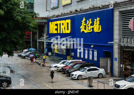 Metro Cash and Carry supermarché storefront à Shenzhen, Chine Banque D'Images