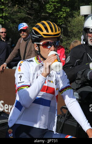 Boels Dolmans' Lizzie Deignan durant la course à Briançon, France. ASSOCIATION DE PRESSE Photo. Photo date : Jeudi 20 Juillet, 2017. Voir la course Vélo histoire PA. Crédit photo doit se lire : Ian Parker/PA Wire. Banque D'Images