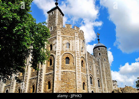 Vue extérieure du Tower of London Museum, Londres, Royaume-Uni Banque D'Images