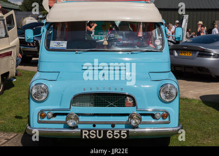 Camping-car Bedford Banque D'Images