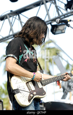 Matthew Vasquez Delta Spirit interprète 2011 Coachella Music Festival Mars 16,2011 Indio. Banque D'Images