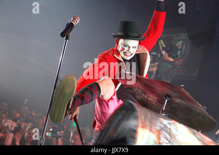 Adrian young aucun doute guitar center drum-off Henry fonda theatre los angeles, ca. Banque D'Images