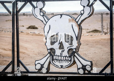 Les portes de l'entrée du Parc de la Skeleton Coast, situé en Namibie, l'Afrique. Banque D'Images