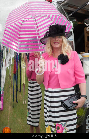 Knutsford Cheshire, Royaume-Uni. 21 juillet, 2017. Eileen Langan à Mesdames Jour événement spécial tenu au parc Tatton Flower show. /AlamyLiveNews MediaWorldImages ; crédit. Banque D'Images