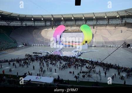 Wroclaw, Pologne. 20 juillet, 2017. WROCLAW, Pologne - 20 juillet : Les Jeux mondiaux, la cérémonie d'ouverture, l'auditoire et scène principale le 20 juillet 2017 à Wroclaw. Credit : Bartlomiej Magierowski/Alamy Live News Banque D'Images