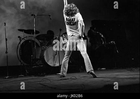 Led Zeppelin effectuant au Newport Jazz Festival de Newport, le 6 juillet 1969. ** Jamais-AVANT A publié des photos ** © Peter Tarnoff / MediaPunch Banque D'Images