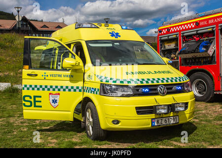 Les ambulances sur véhicule de démonstration publique de Geilo, Norvège Banque D'Images