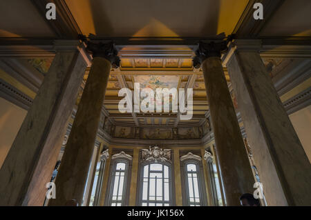 Détail de l'intérieur de plafond à Marine ministère à Rome. L'Italie, Rome, 2017 Banque D'Images