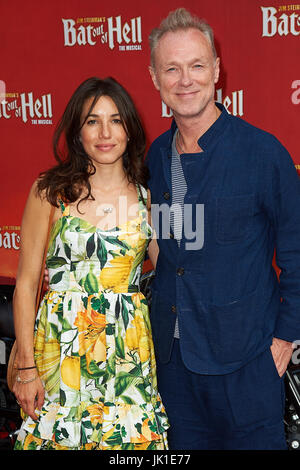 Arrivées de nuit d'ouverture de "Bat Out Of Hell' La comédie musicale au London Coliseum avec : Gary Kemp, Lauren Coiffure Où : London, Royaume-Uni Quand : 20 Jun 2017 Credit : Alan West/WENN.com Banque D'Images