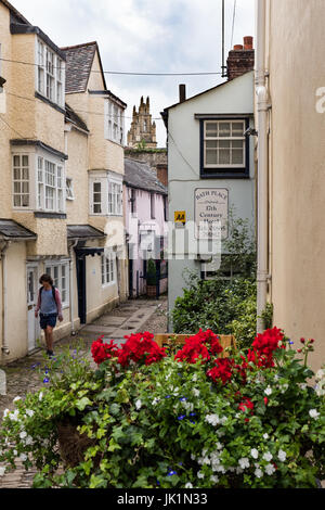 Baignoire Place rue étroite, Oxford, Angleterre, Royaume-Uni. Banque D'Images