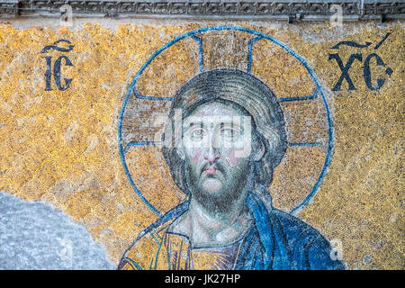 Close up detail de l'Deësis mosaic, qui dispose le Christ dans la prière et portant un livre, situé dans la galerie supérieure de la basilique Sainte-Sophie dans Istanbu Banque D'Images