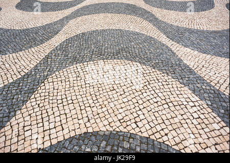 Revêtement traditionnel portugais (cobblestone), Lisbonne, Portugal Banque D'Images