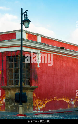 Antigua, Guatemala Bâtiment dans Antigua Guatemala, un site classé au Patrimoine Mondial de l'UNESCO fondée au 16e siècle. Banque D'Images