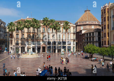 Malaga, Costa del Sol, la province de Malaga, Andalousie, Espagne du sud. Plaza de la Constitucion. La place de la Constitution. Banque D'Images