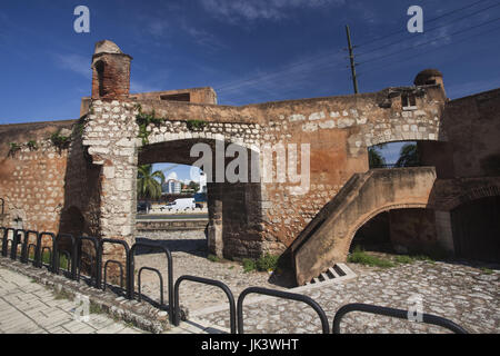 République dominicaine, Santo Domingo, la Zona Colonial, Puerta de San Diego, porte d'entrée principale dans la vieille ville, b.1571 Banque D'Images