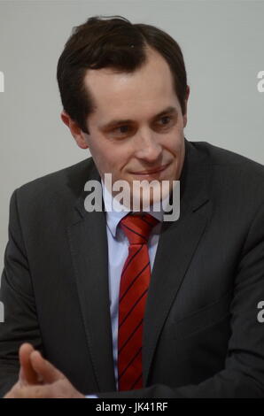 Nicolas Bay, secrétaire général du Front national français (FN) parle à Lyon (France) Banque D'Images