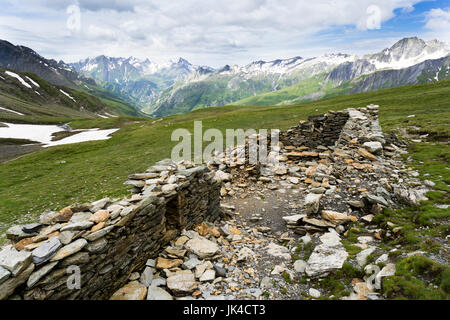 Rifugio Elisabetta en Val Veny en Italie le long de la Tour du Mont Blanc Banque D'Images