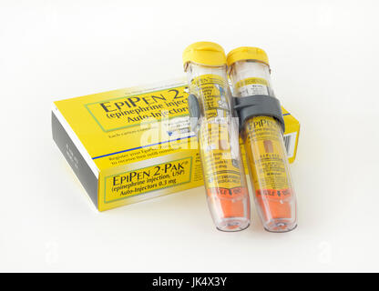 Les auto-injecteurs EpiPen fabriqués par Mylan Pharmaceuticals Banque D'Images