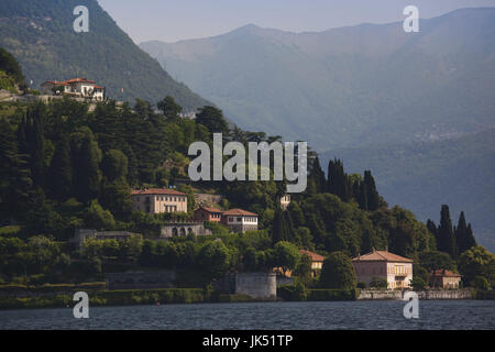 L'Italie, la Lombardie, région des lacs, lac de Côme, Cernobbio, Lakeside Banque D'Images