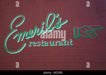 États-unis, Louisiane, Nouvelle Orléans, quartier d'entrepôts, signe pour Emeril's Restaurant, accueil à la télévision chef Emeril Legasse Banque D'Images